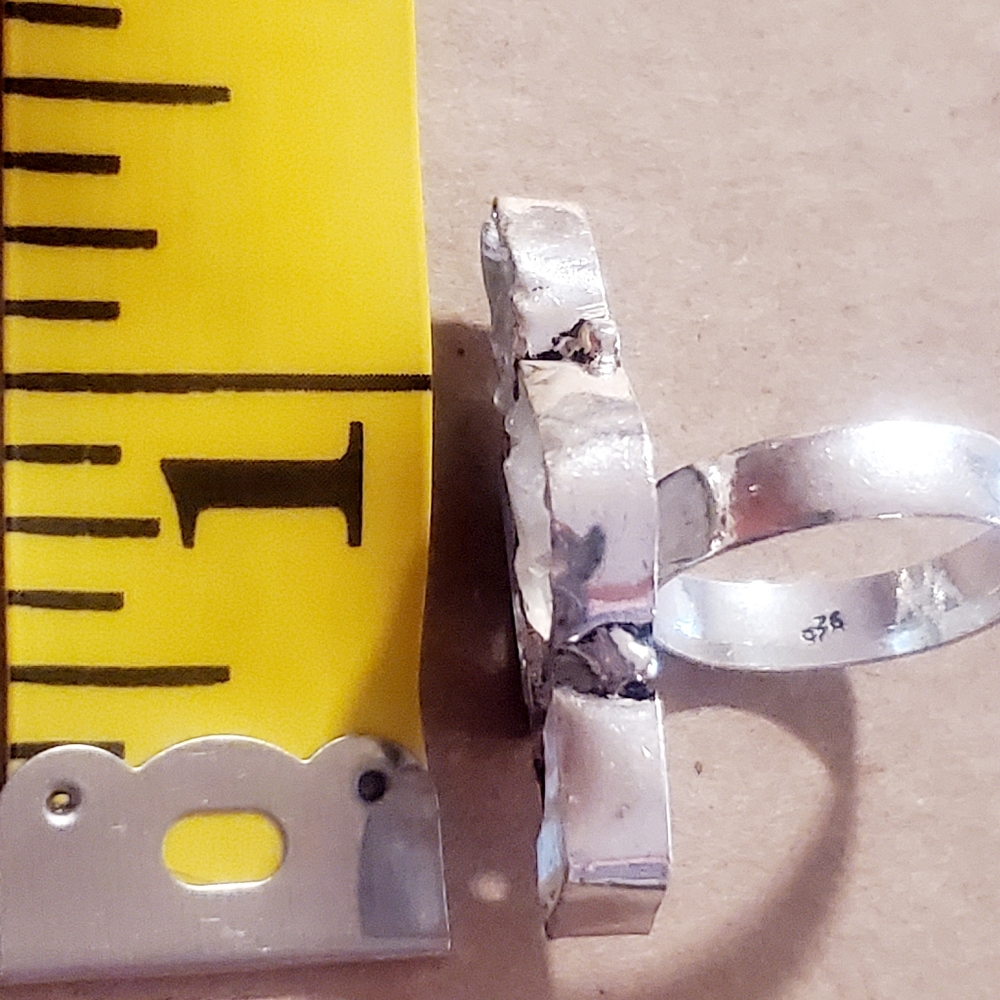 Unique Ring with Moonstone Gems Bezel Set into 925 Stamped Sterling Silver - Picture 2 of 11